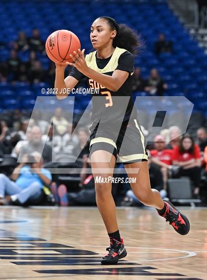 Thumbnail 3 in Summer Creek vs South Grand Prairie (UIL 6A State Semifinal) photogallery.