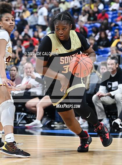 Thumbnail 2 in Summer Creek vs South Grand Prairie (UIL 6A State Semifinal) photogallery.