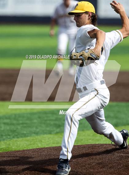Thumbnail 3 in Bishop Dunne @ Prestonwood Christian photogallery.