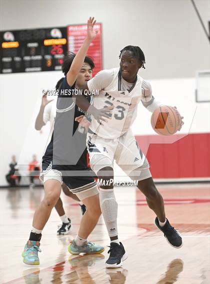 Thumbnail 1 in Aquinas vs. Northwood (Rumble For Rosecrans) photogallery.