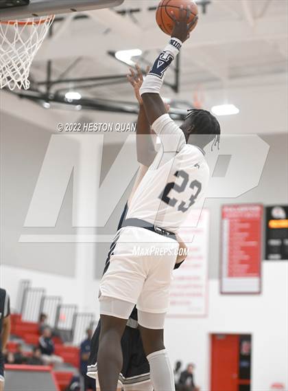 Thumbnail 3 in Aquinas vs. Northwood (Rumble For Rosecrans) photogallery.