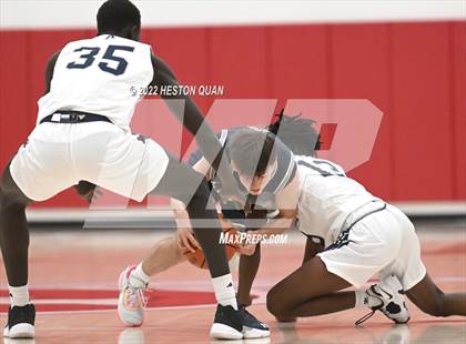 Thumbnail 2 in Aquinas vs. Northwood (Rumble For Rosecrans) photogallery.