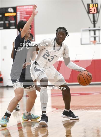 Thumbnail 3 in Aquinas vs. Northwood (Rumble For Rosecrans) photogallery.