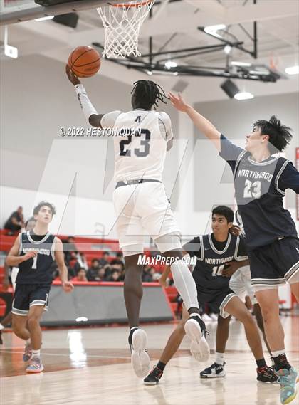Thumbnail 2 in Aquinas vs. Northwood (Rumble For Rosecrans) photogallery.