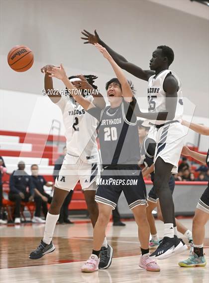 Thumbnail 3 in Aquinas vs. Northwood (Rumble For Rosecrans) photogallery.