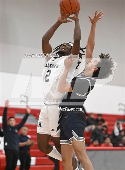 Thumbnail 3 in Aquinas vs. Northwood (Rumble For Rosecrans) photogallery.
