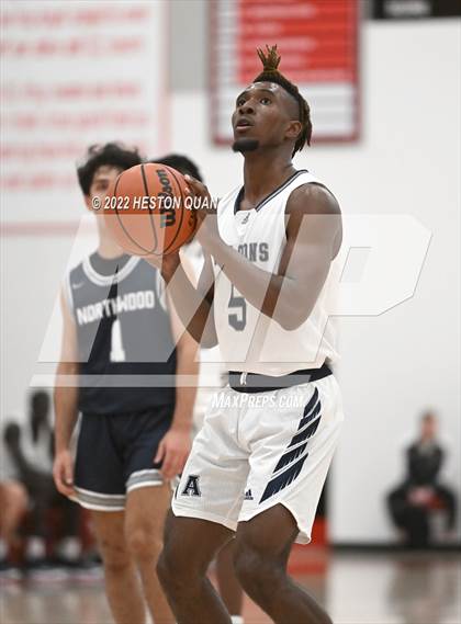 Thumbnail 3 in Aquinas vs. Northwood (Rumble For Rosecrans) photogallery.