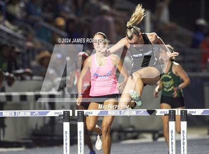 Thumbnail 3 in FHSAA 4A Region 1 (400 Meter Hurdles) photogallery.