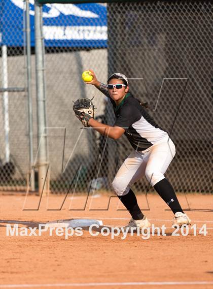 Thumbnail 3 in The Woodlands vs. Southwest (UIL 5A Semifinal Playoff) photogallery.