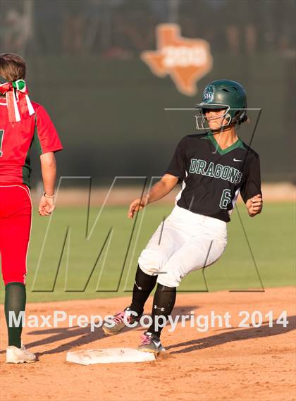 Thumbnail 2 in The Woodlands vs. Southwest (UIL 5A Semifinal Playoff) photogallery.