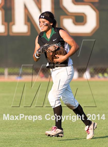 Thumbnail 1 in The Woodlands vs. Southwest (UIL 5A Semifinal Playoff) photogallery.