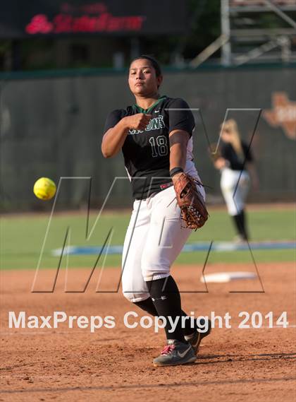 Thumbnail 1 in The Woodlands vs. Southwest (UIL 5A Semifinal Playoff) photogallery.