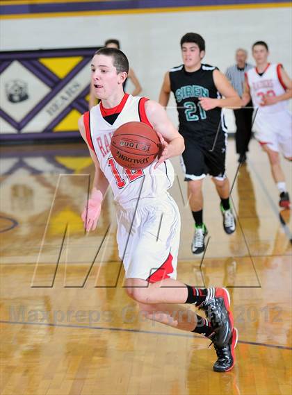 Thumbnail 1 in Bruce vs. Siren (Clayton Holiday Tourney) photogallery.