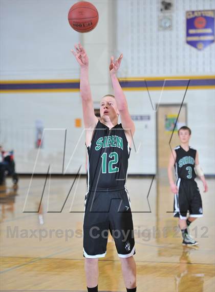 Thumbnail 2 in Bruce vs. Siren (Clayton Holiday Tourney) photogallery.