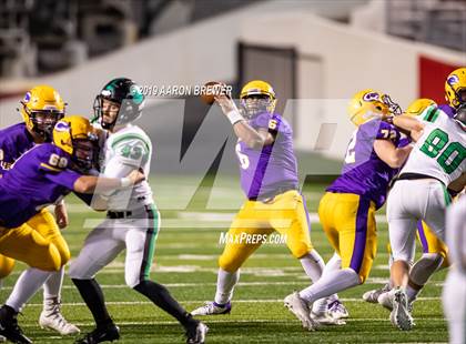 Thumbnail 1 in Van Buren @ Catholic (AAA 7A 1st Round Playoff) photogallery.