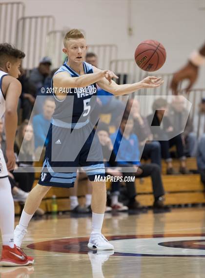 Thumbnail 1 in Valor Christian vs. Chaparral photogallery.