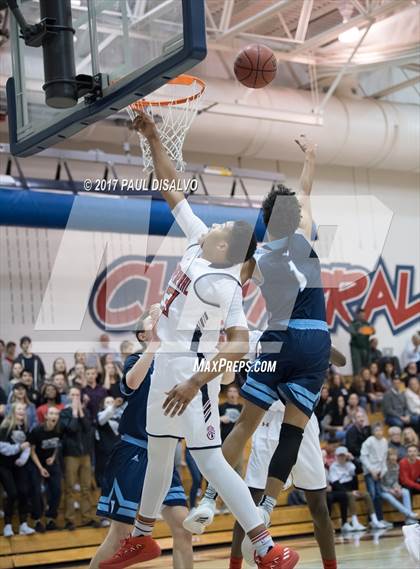 Thumbnail 1 in Valor Christian vs. Chaparral photogallery.