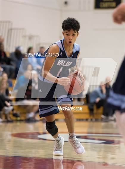 Thumbnail 3 in Valor Christian vs. Chaparral photogallery.