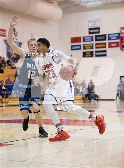 Thumbnail 2 in Valor Christian vs. Chaparral photogallery.