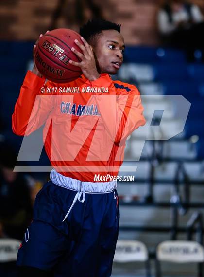 Thumbnail 3 in Chaminade vs  Loyola photogallery.