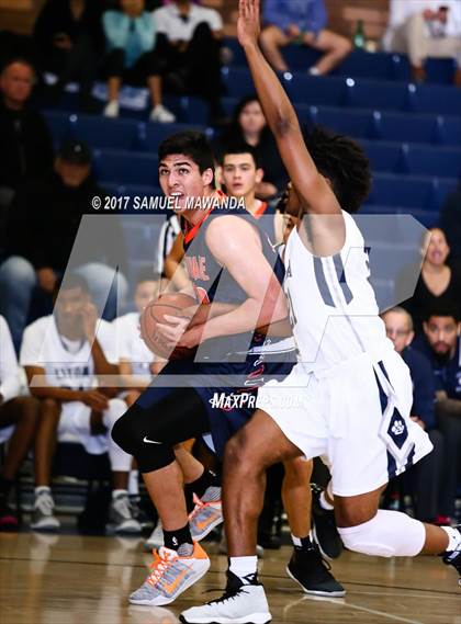 Thumbnail 1 in Chaminade vs  Loyola photogallery.