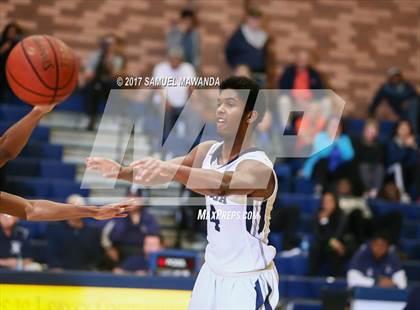 Thumbnail 2 in Chaminade vs  Loyola photogallery.