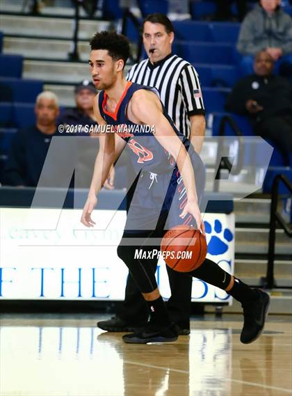 Thumbnail 3 in Chaminade vs  Loyola photogallery.