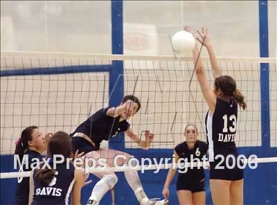 Thumbnail 1 in Davis vs. Nevada Union (SJS D1 Final) photogallery.