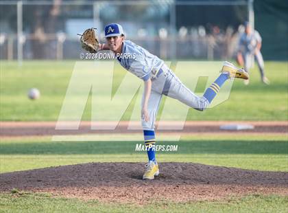 Thumbnail 3 in Bishop Amat @ Bonita photogallery.