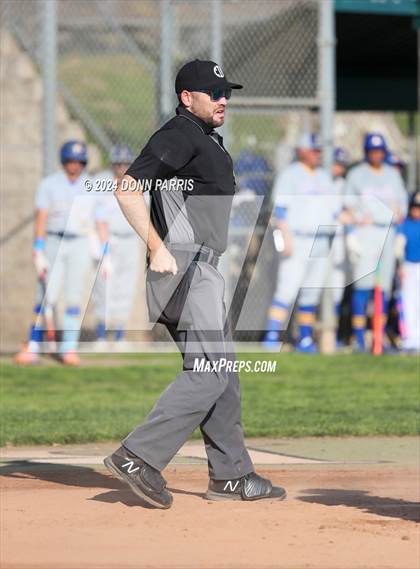Thumbnail 2 in Bishop Amat @ Bonita photogallery.