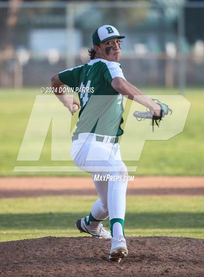 Thumbnail 3 in Bishop Amat @ Bonita photogallery.