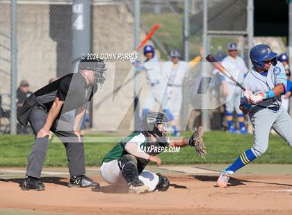 Thumbnail 2 in Bishop Amat @ Bonita photogallery.
