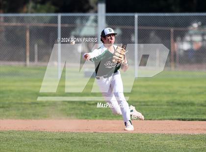 Thumbnail 3 in Bishop Amat @ Bonita photogallery.