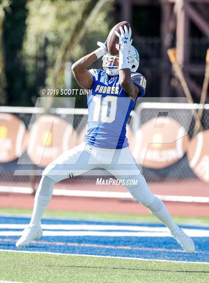 Thumbnail 3 in Valley Christian @ Serra photogallery.