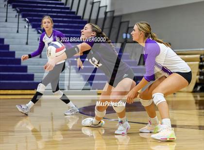 Thumbnail 2 in Pine Creek vs Douglas County (CHSAA 5A Region 6 Playoff)  photogallery.