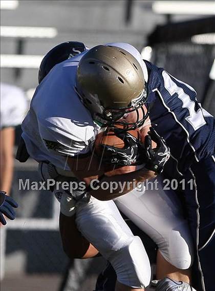 Thumbnail 3 in Columbine vs. Mountain Vista (CHSAA 5A Playoffs) photogallery.