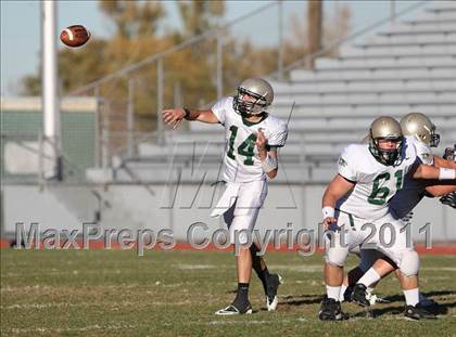 Thumbnail 1 in Columbine vs. Mountain Vista (CHSAA 5A Playoffs) photogallery.