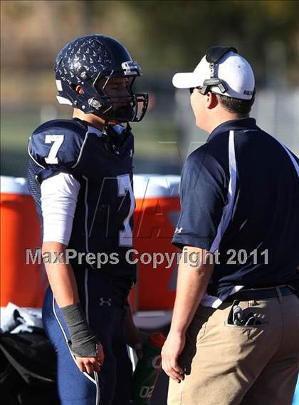 Thumbnail 1 in Columbine vs. Mountain Vista (CHSAA 5A Playoffs) photogallery.