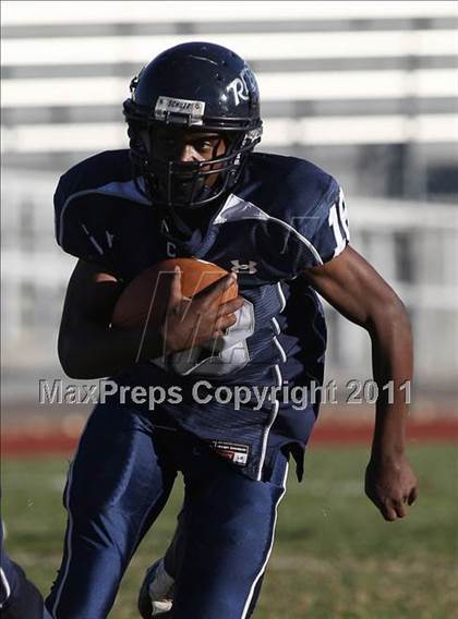 Thumbnail 2 in Columbine vs. Mountain Vista (CHSAA 5A Playoffs) photogallery.
