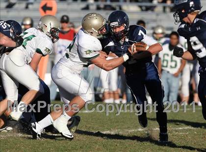 Thumbnail 2 in Columbine vs. Mountain Vista (CHSAA 5A Playoffs) photogallery.