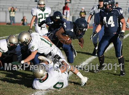 Thumbnail 1 in Columbine vs. Mountain Vista (CHSAA 5A Playoffs) photogallery.