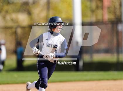 Thumbnail 3 in Valor Christian vs Chaparral (CHSAA 5A Round of 16) photogallery.