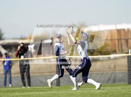 Thumbnail 2 in Valor Christian vs Chaparral (CHSAA 5A Round of 16) photogallery.