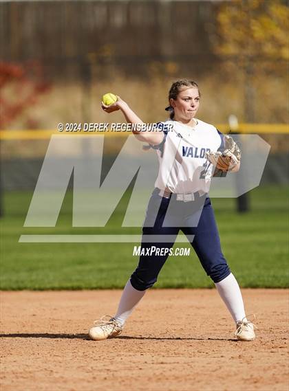 Thumbnail 1 in Valor Christian vs Chaparral (CHSAA 5A Round of 16) photogallery.