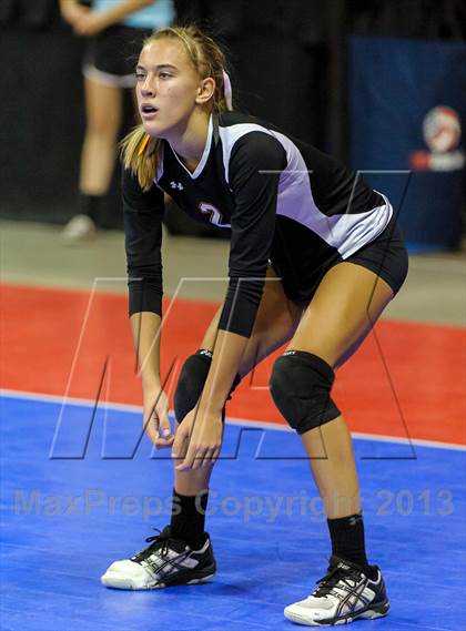 Thumbnail 1 in Manitou Springs vs. Sterling (CHSAA 3A Pool III) photogallery.
