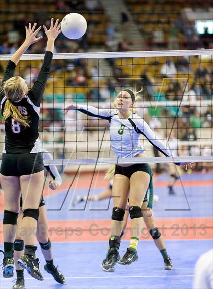 Thumbnail 1 in Manitou Springs vs. Sterling (CHSAA 3A Pool III) photogallery.