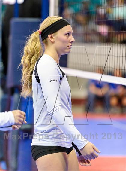 Thumbnail 1 in Manitou Springs vs. Sterling (CHSAA 3A Pool III) photogallery.
