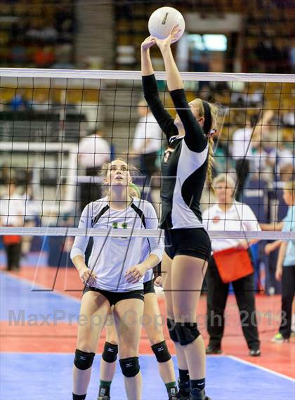 Thumbnail 1 in Manitou Springs vs. Sterling (CHSAA 3A Pool III) photogallery.