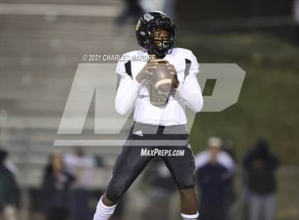 Thumbnail 3 in Knightdale vs Pine Forest (NCHSAA 3A Playoffs Round 2) photogallery.