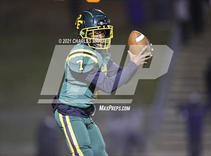 Thumbnail 2 in Knightdale vs Pine Forest (NCHSAA 3A Playoffs Round 2) photogallery.